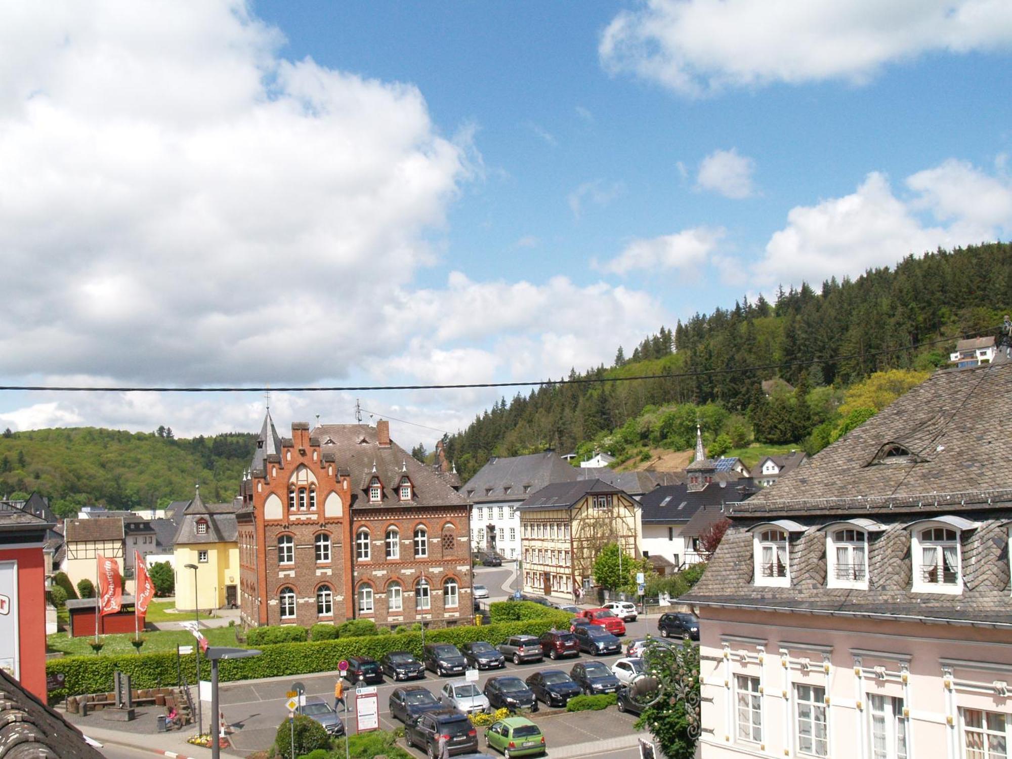 Apartamento Ganzes Haus, Zentrale Lage Adenau Nuerburgring Exterior foto